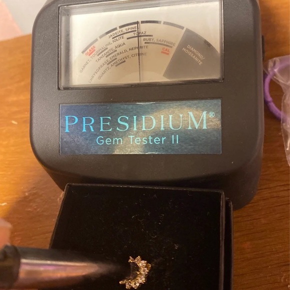 Solid 10k gold mystic topaz earrings-firm price no offers - Picture 4 of 12